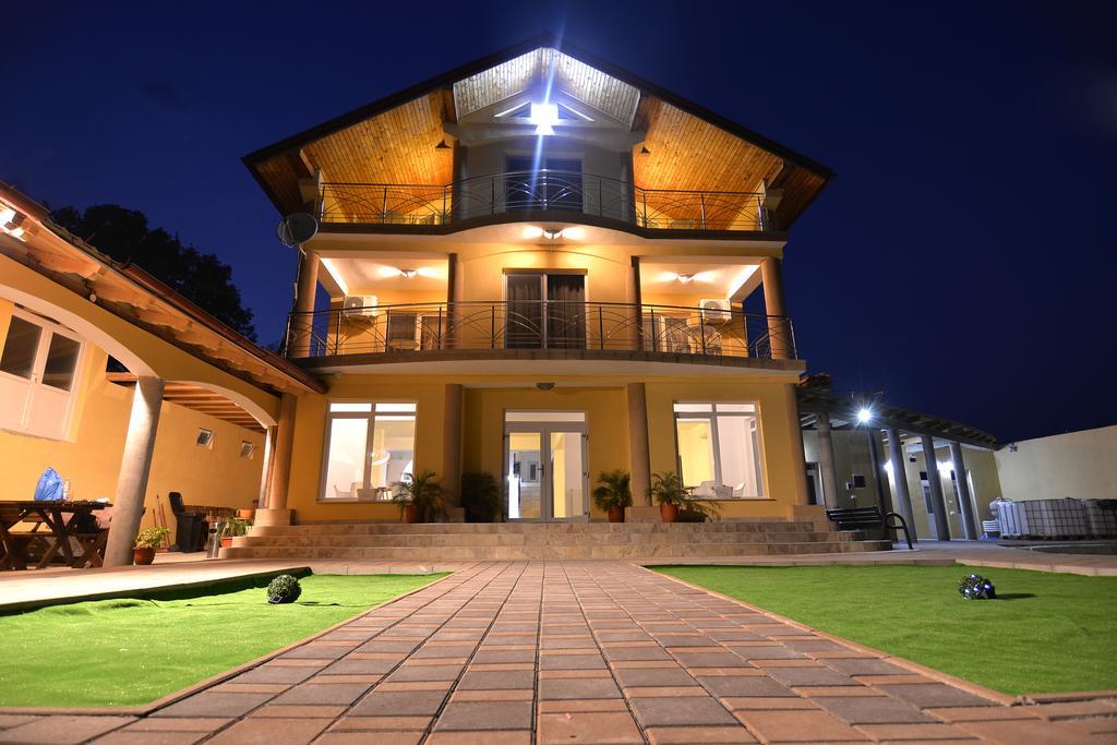 Hotel Casa Marina à Ieşelniţa Extérieur photo