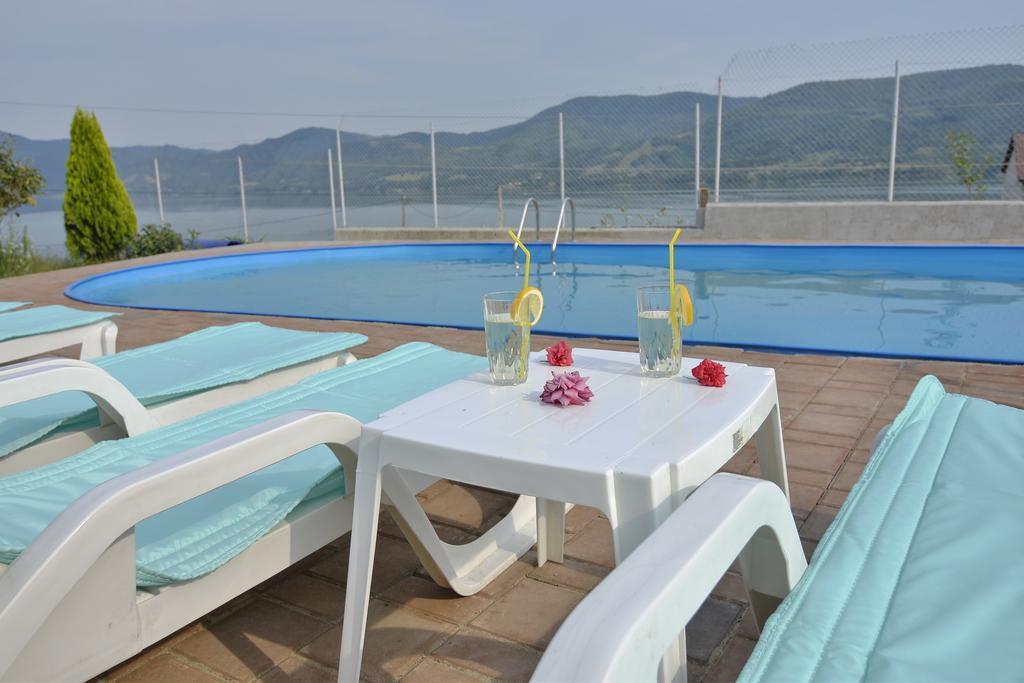 Hotel Casa Marina à Ieşelniţa Extérieur photo