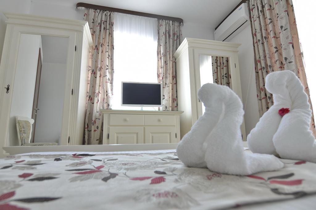 Hotel Casa Marina à Ieşelniţa Extérieur photo
